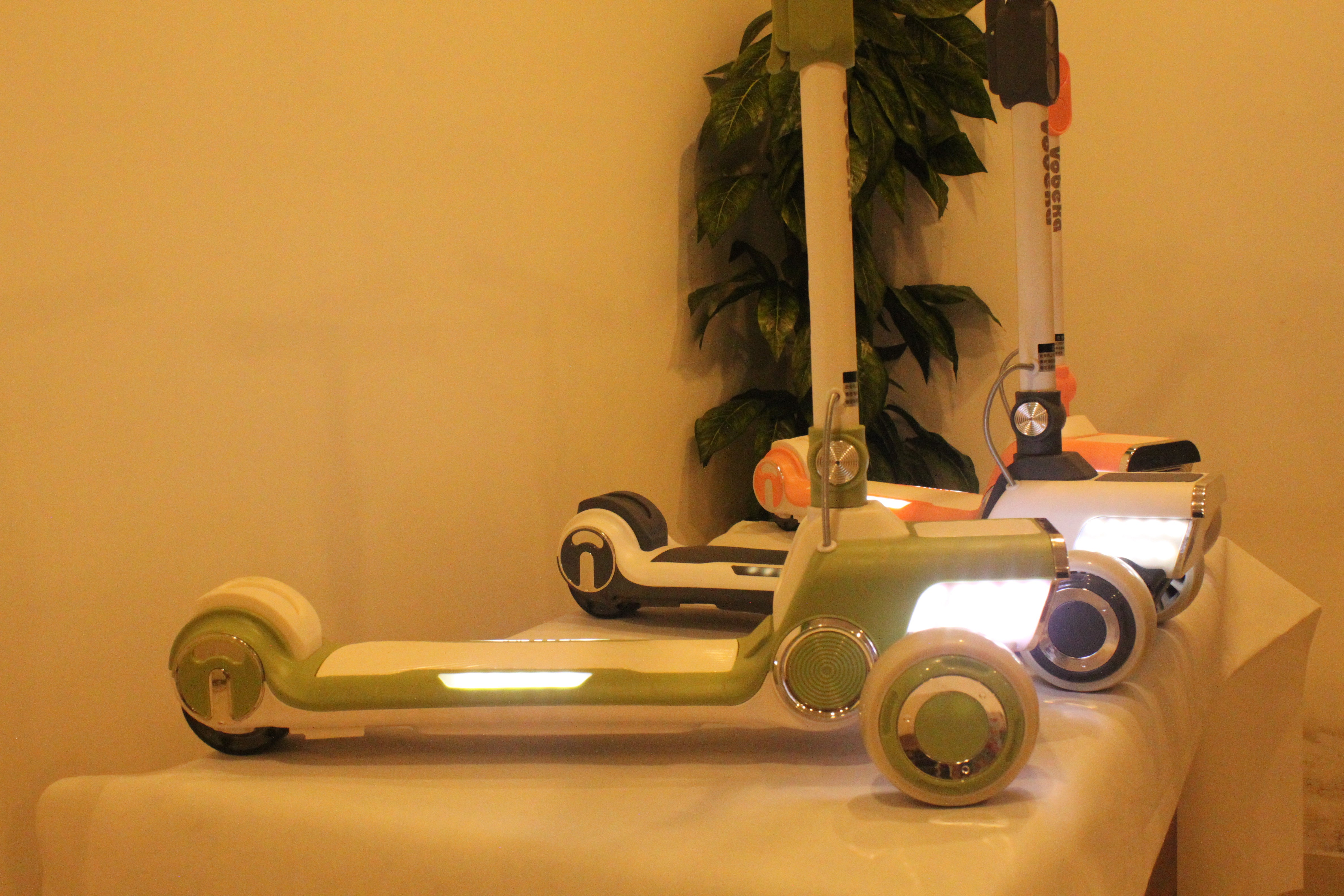 Kudo's Kids Electric Scooty