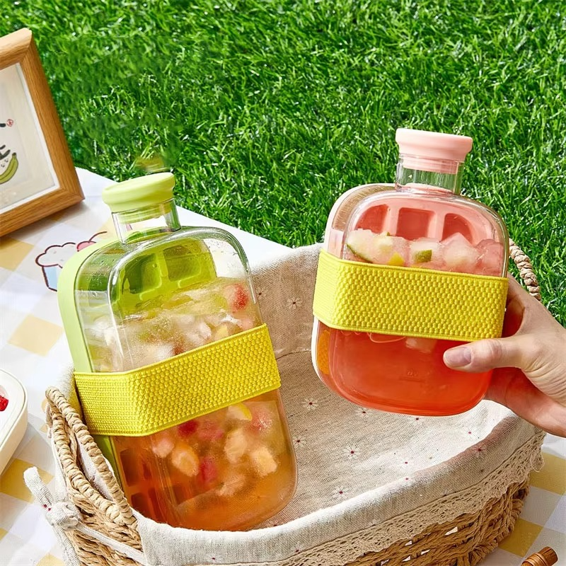 2-in-1 Ice Cube Tray & Portable Water Bottle with Straw (500ml)